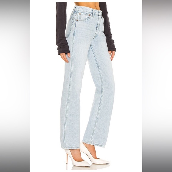 RE/DONE Originals 90s High Rise Loose in Perfect Light Indigo size 26 - Picture 1 of 10